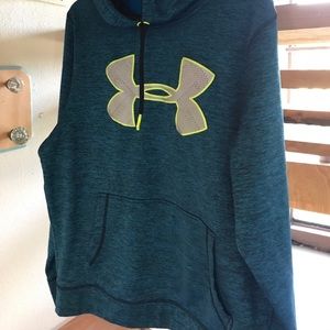 Under Armour Sweatshirt